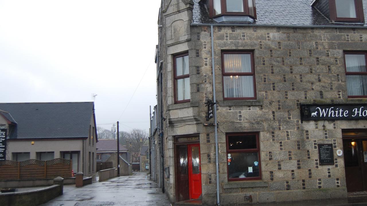 White Horse Hotel Strichen Esterno foto